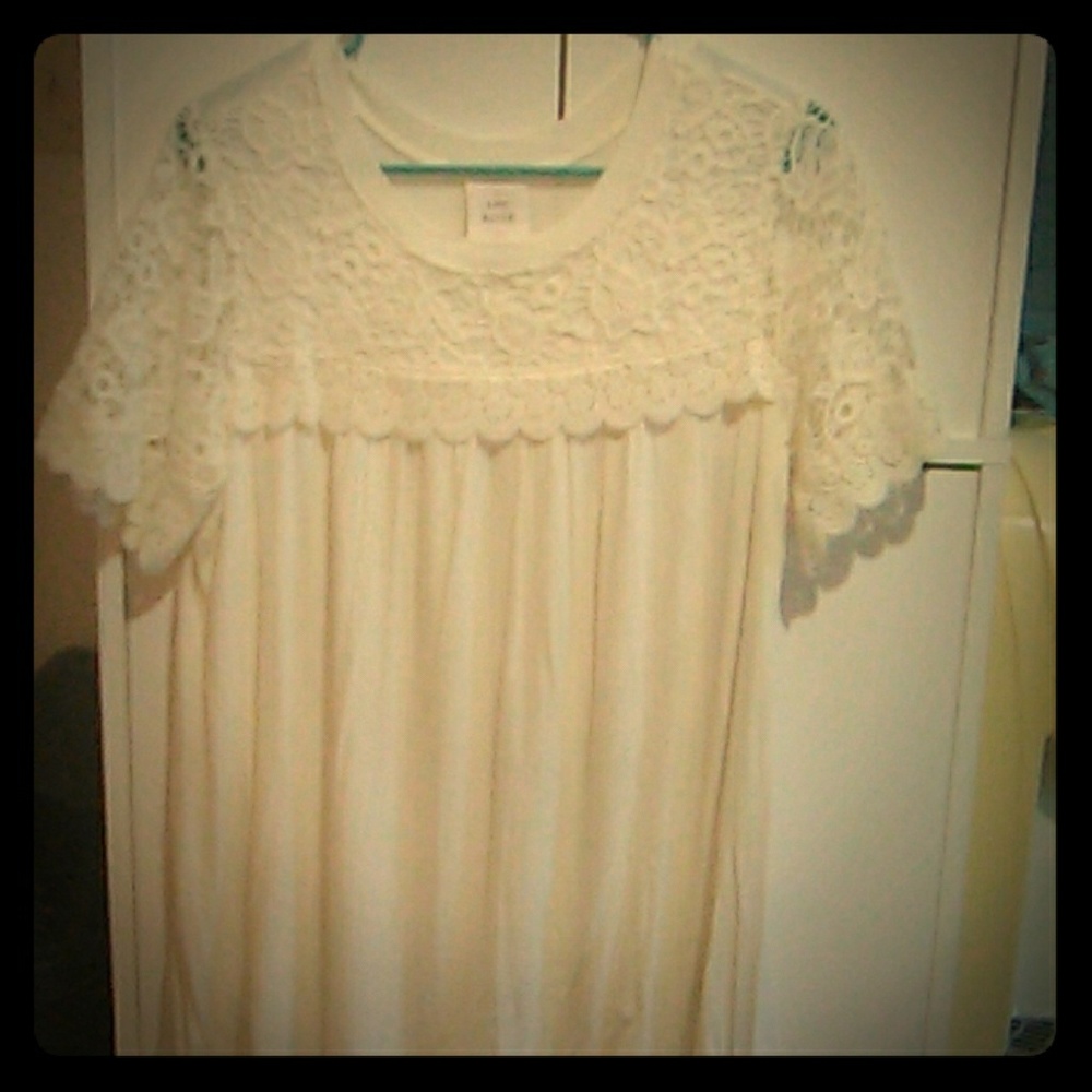 Lacey cream top